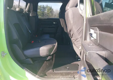 2017 Ram 1500 Sport 4X4 5'7 Box z USA, uszkodzony, nr VIN 1C6RR7MT7HS842108